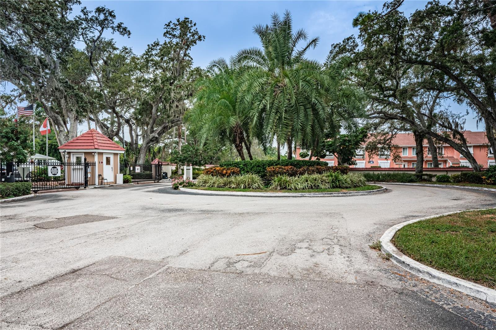 3735 42ND WAY S #E, ST PETERSBURG, FL — photo 28