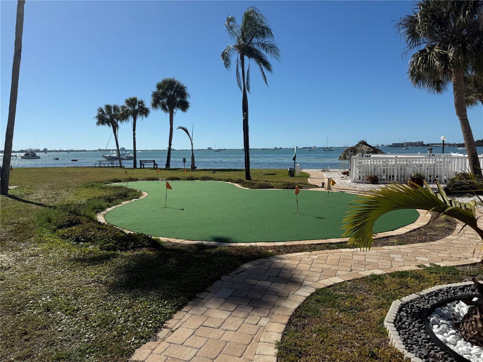 3735 42ND WAY S #E, ST PETERSBURG, FL — photo 36