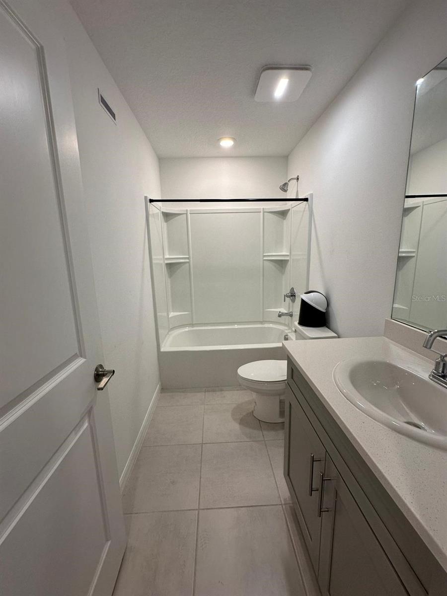 3587 DAVENPORT CREEK CT, KISSIMMEE, FL — photo 37