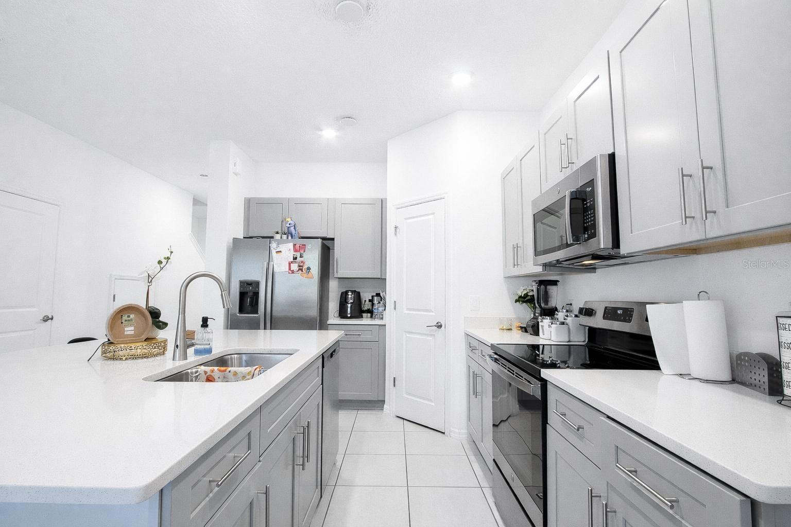 3587 DAVENPORT CREEK CT, KISSIMMEE, FL — photo 13