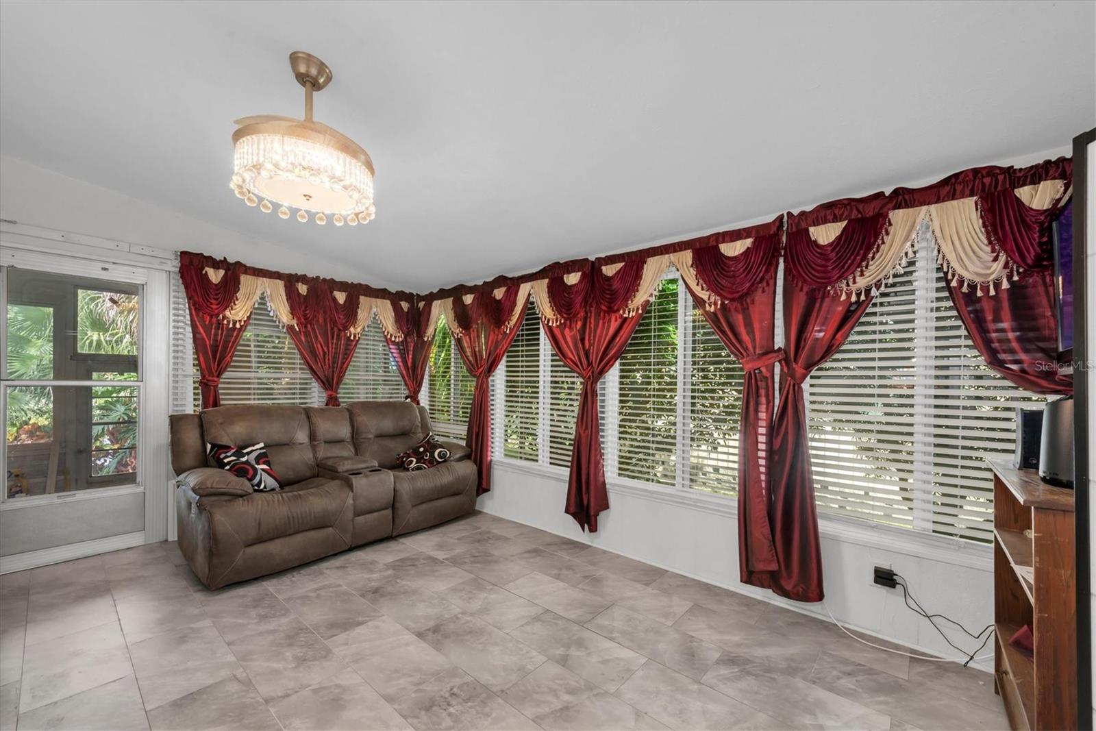 347 CANAL WAY, OLDSMAR, FL — photo 7