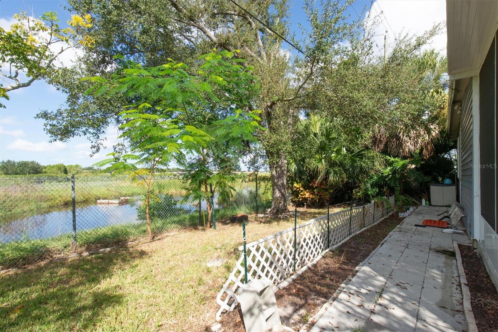 347 CANAL WAY, OLDSMAR, FL — photo 32