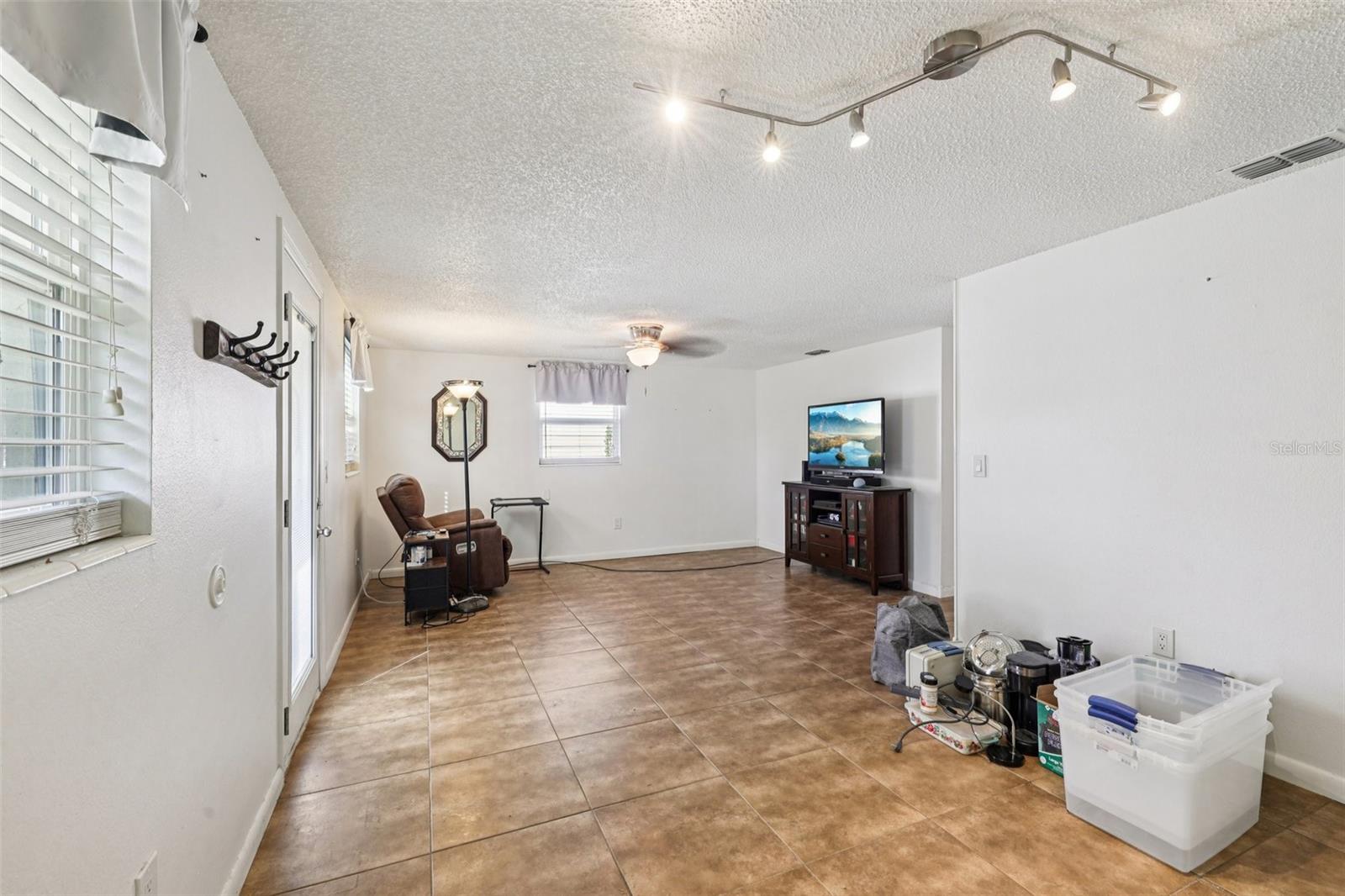 1013 OAKHILL ST, SEFFNER, FL — photo 11