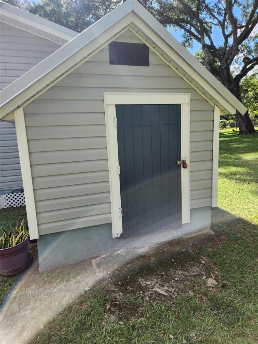 20911 NE 142ND PL, FORT MC COY, FL — photo 7