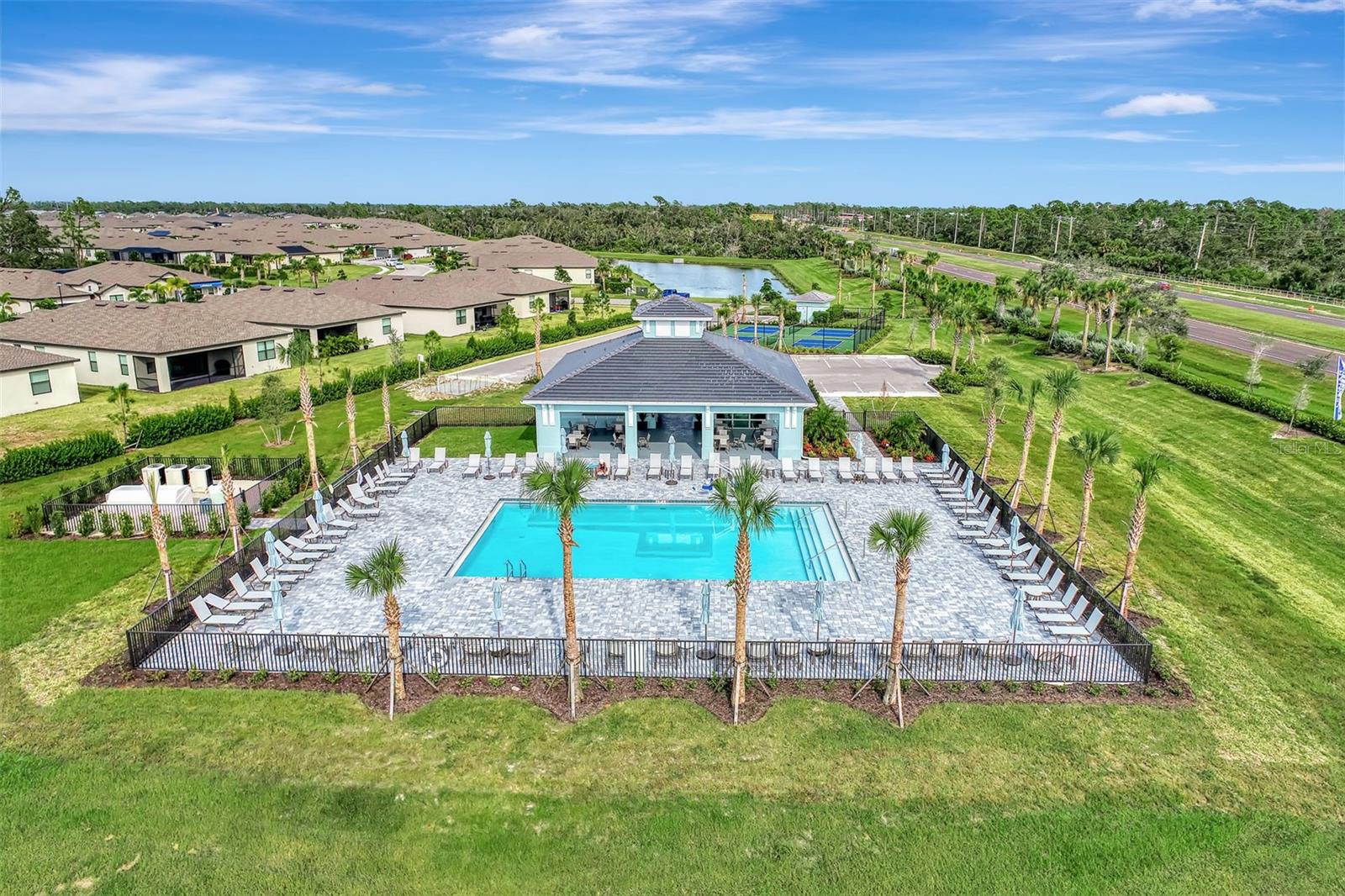 15936 HONEYSUCKLE ST, PORT CHARLOTTE, FL — photo 82