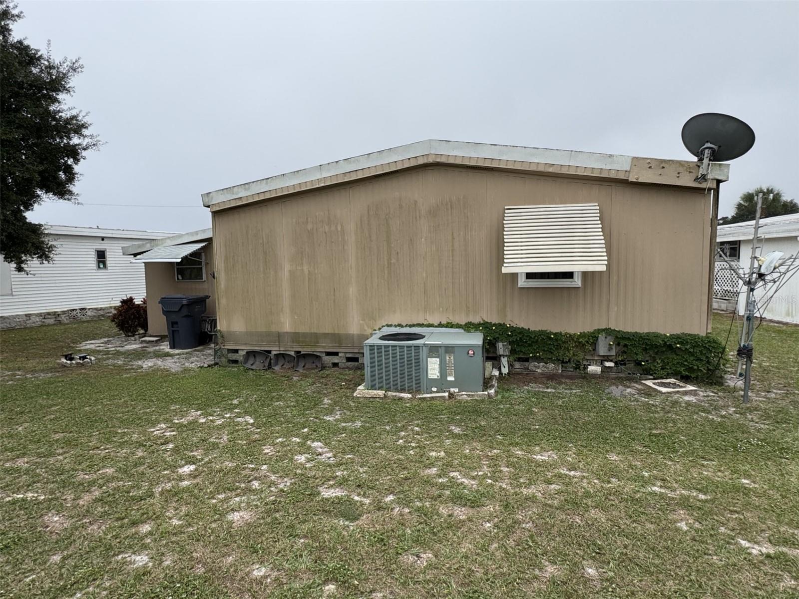 9072 LAKE POINT BLVD, LAKE WALES, FL — photo 4