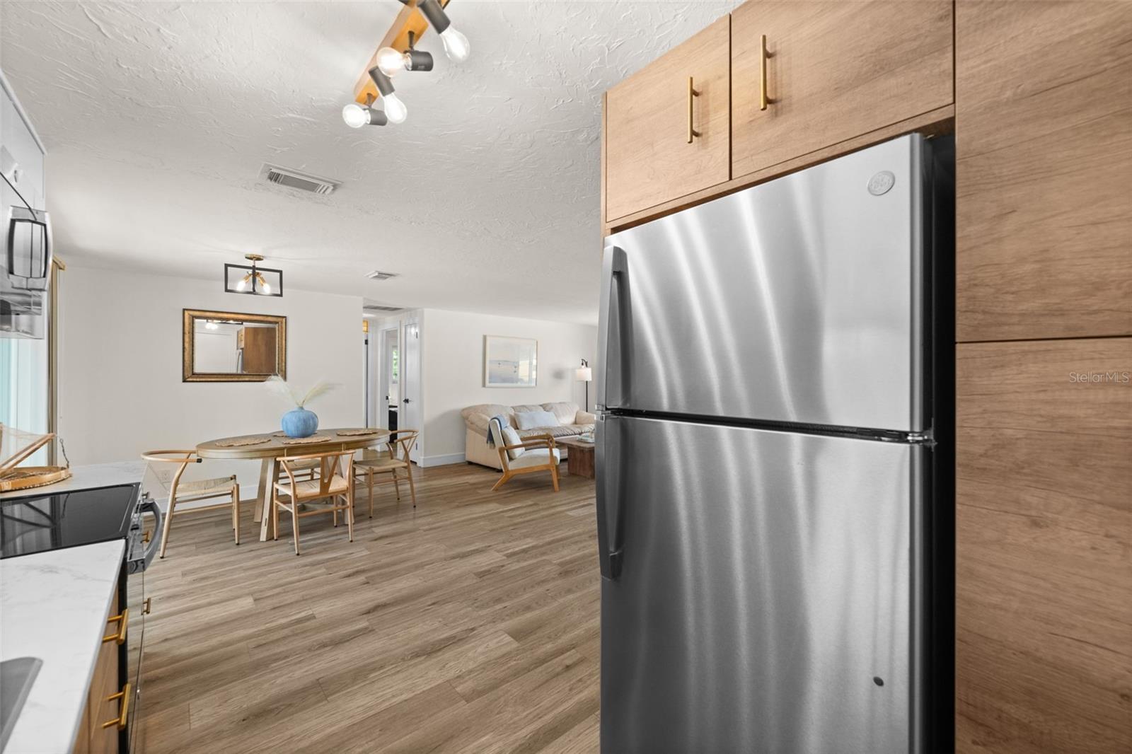 219 CORAL RD, VENICE, FL — photo 12