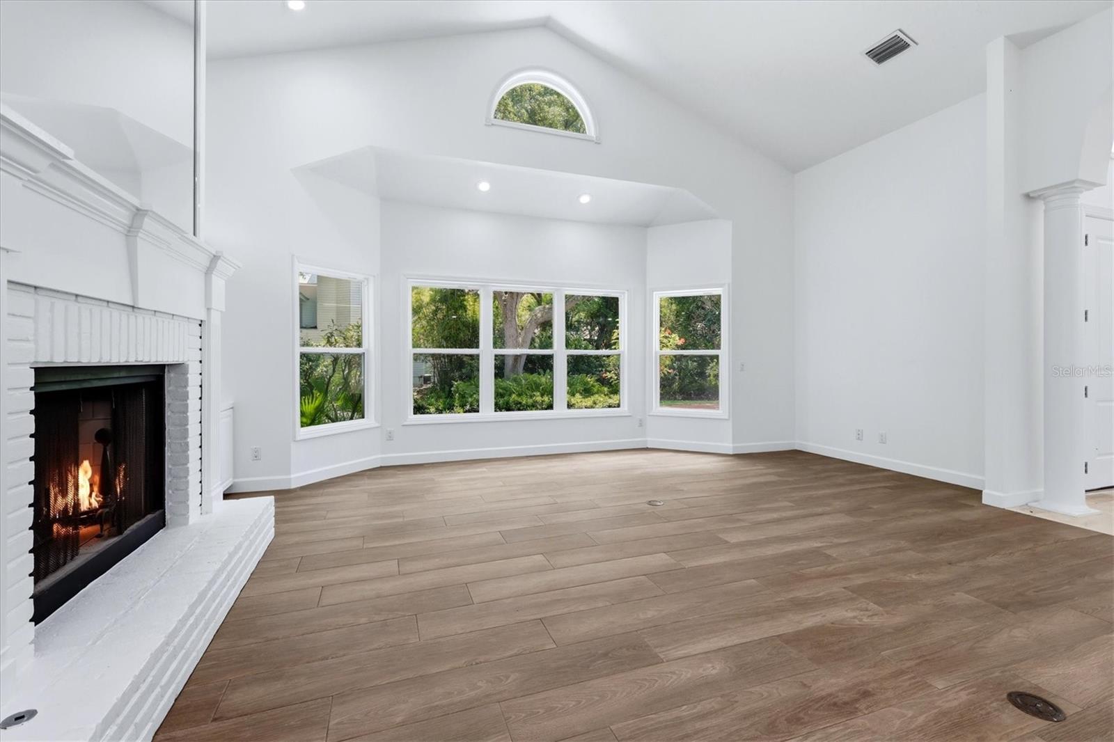 1351 DIXIE LEE LN, SARASOTA, FL — photo 5
