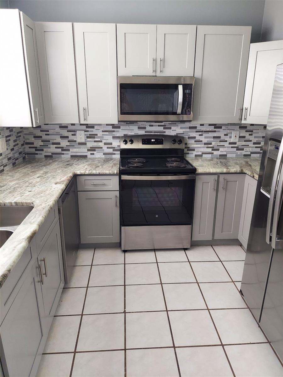 113 HARWOOD CIR, KISSIMMEE, FL — photo 7