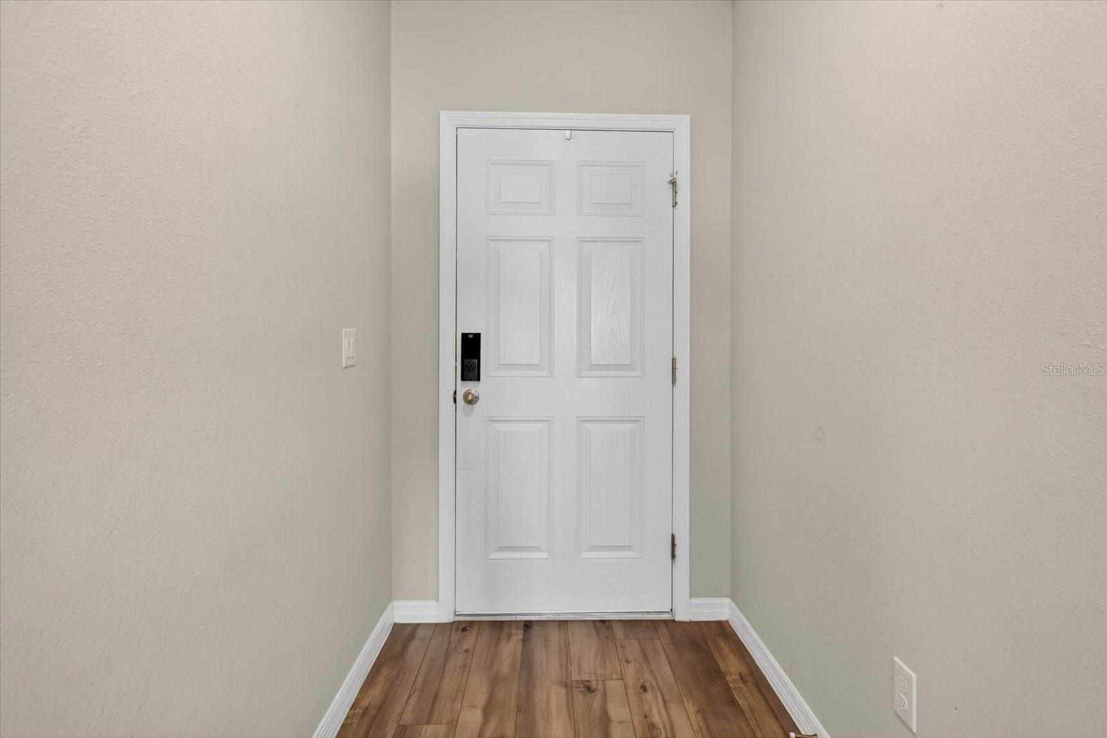 14716 GALLOP RUN DR, LITHIA, FL — photo 2