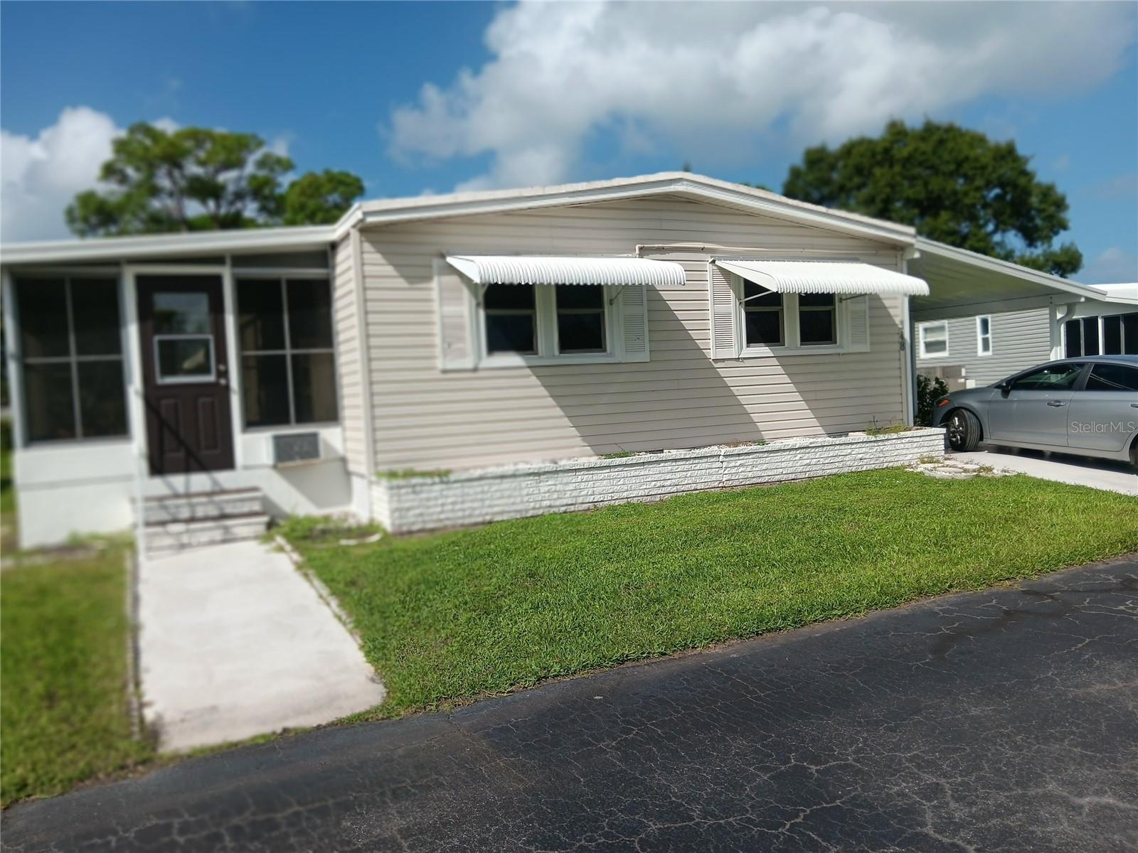 348 TROPIC DR, OSPREY, FL — photo 2