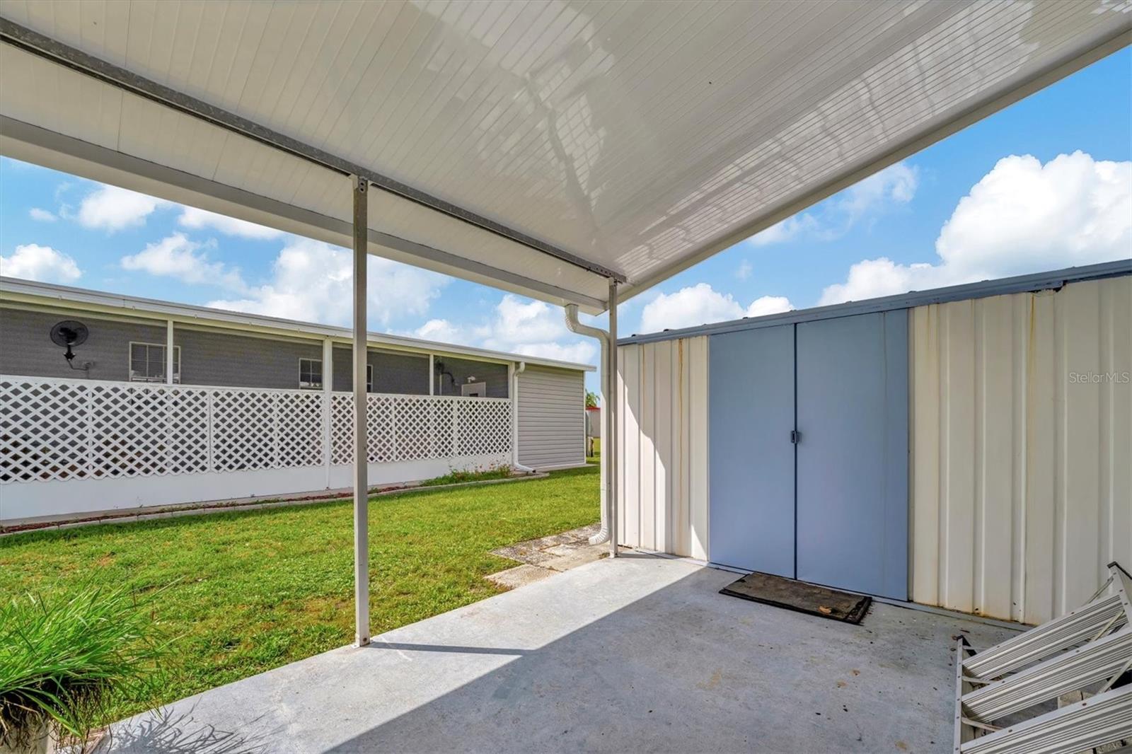 122 E SAINT ANNES CIR, APOLLO BEACH, FL — photo 21