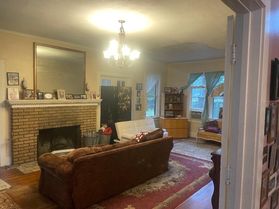 635 NE 9TH AVE, GAINESVILLE, FL — photo 21