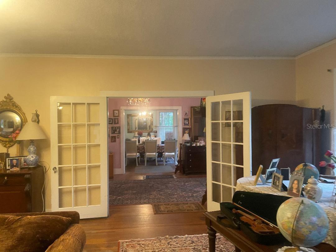 635 NE 9TH AVE, GAINESVILLE, FL — photo 27