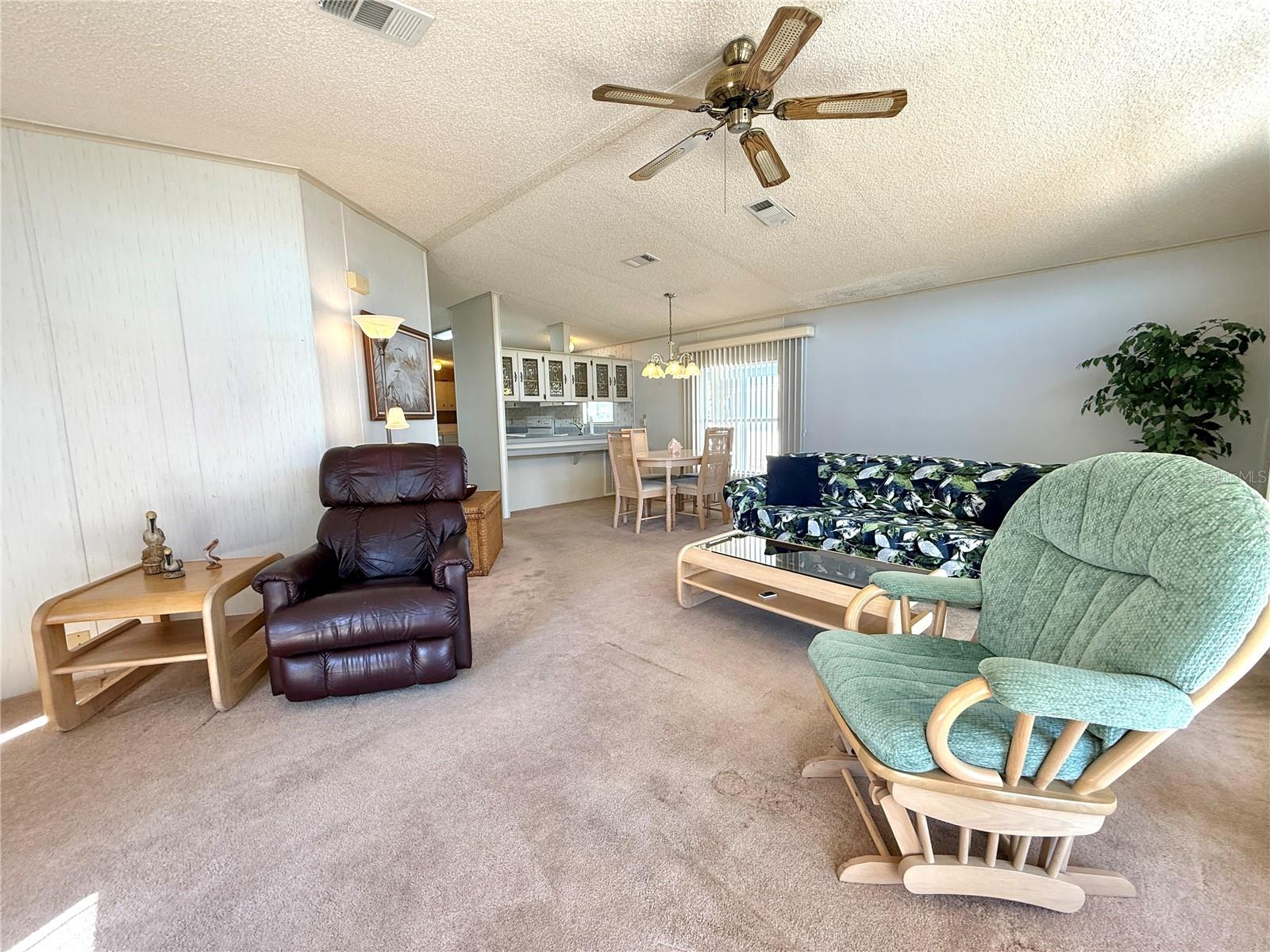 126 W SAINT JOHNS WAY, APOLLO BEACH, FL — photo 7