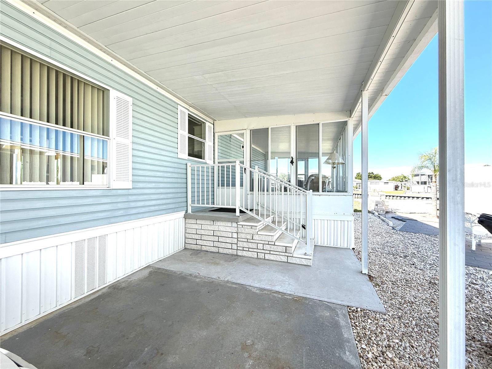 126 W SAINT JOHNS WAY, APOLLO BEACH, FL — photo 19