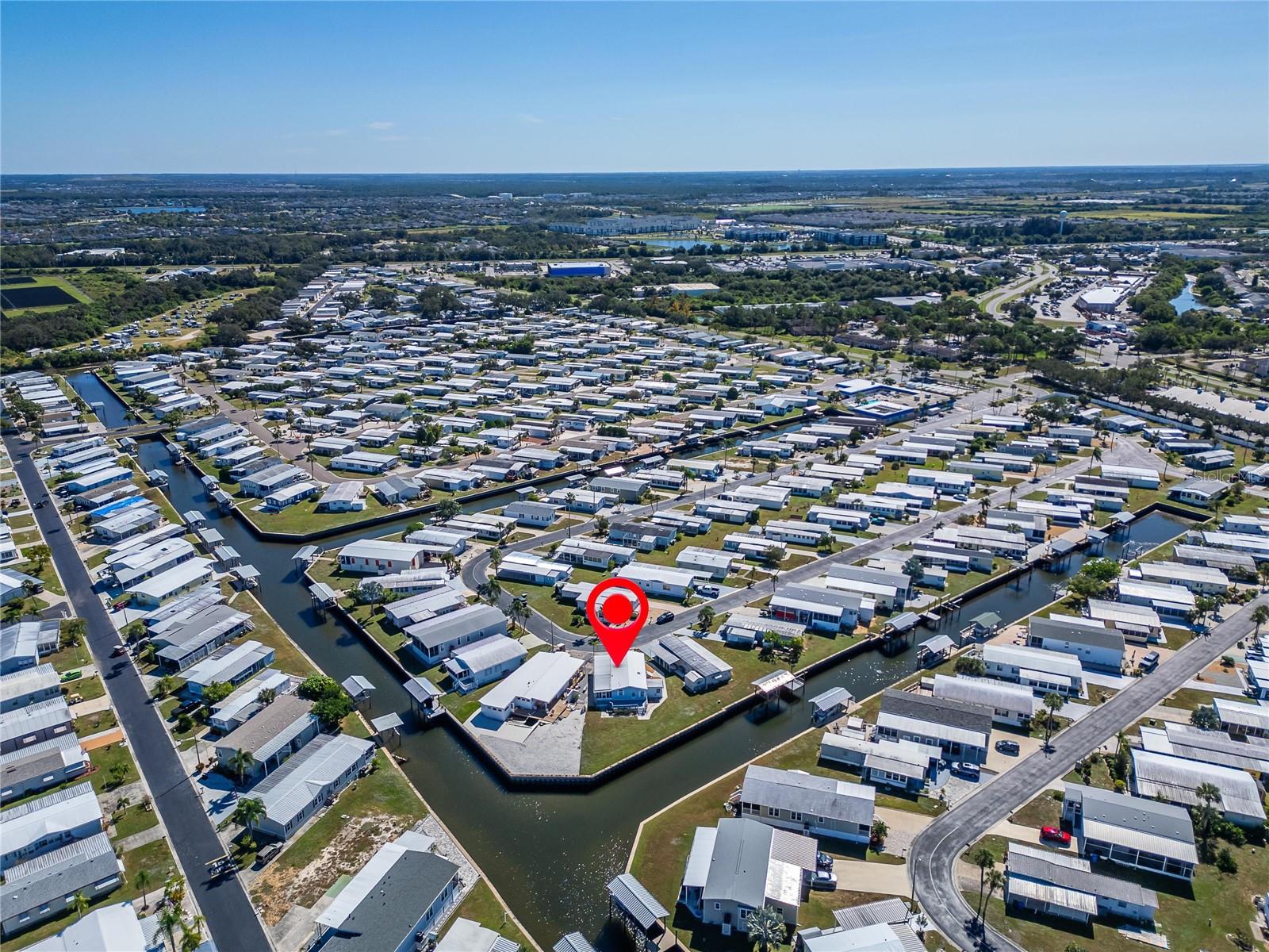 126 W SAINT JOHNS WAY, APOLLO BEACH, FL — photo 23