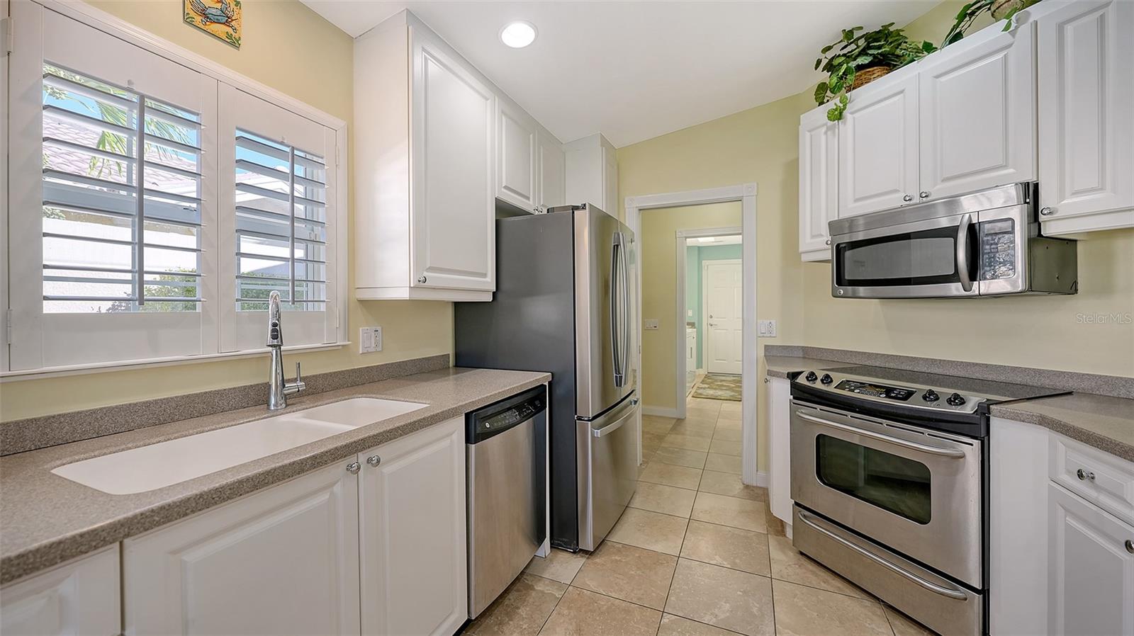 11641 GARESSIO LN, SARASOTA, FL — photo 10