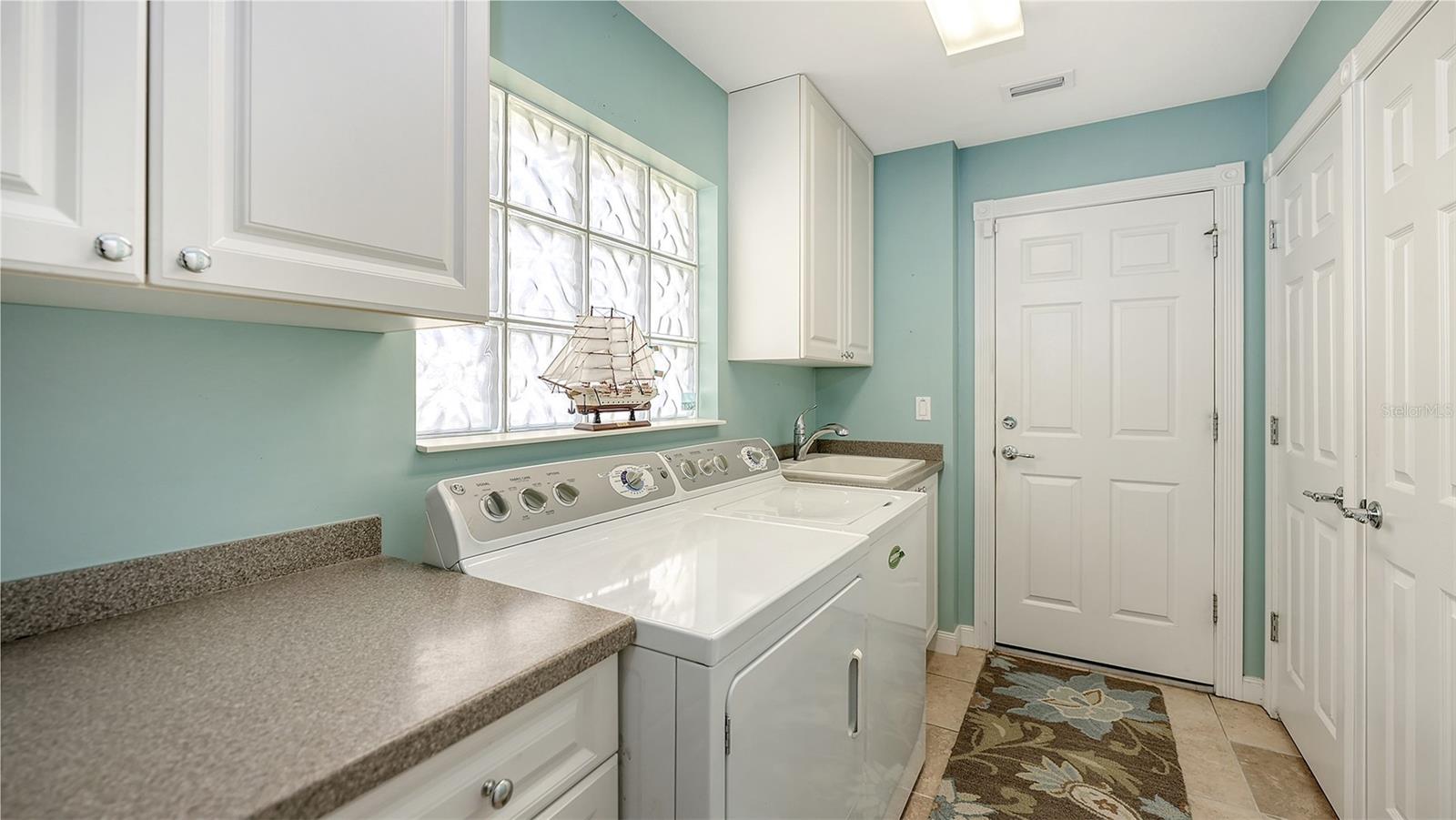 11641 GARESSIO LN, SARASOTA, FL — photo 32