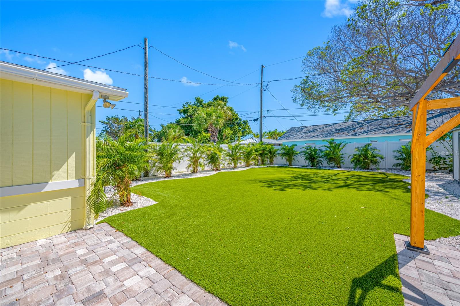 340 79TH AVE, ST PETE BEACH, FL — photo 3