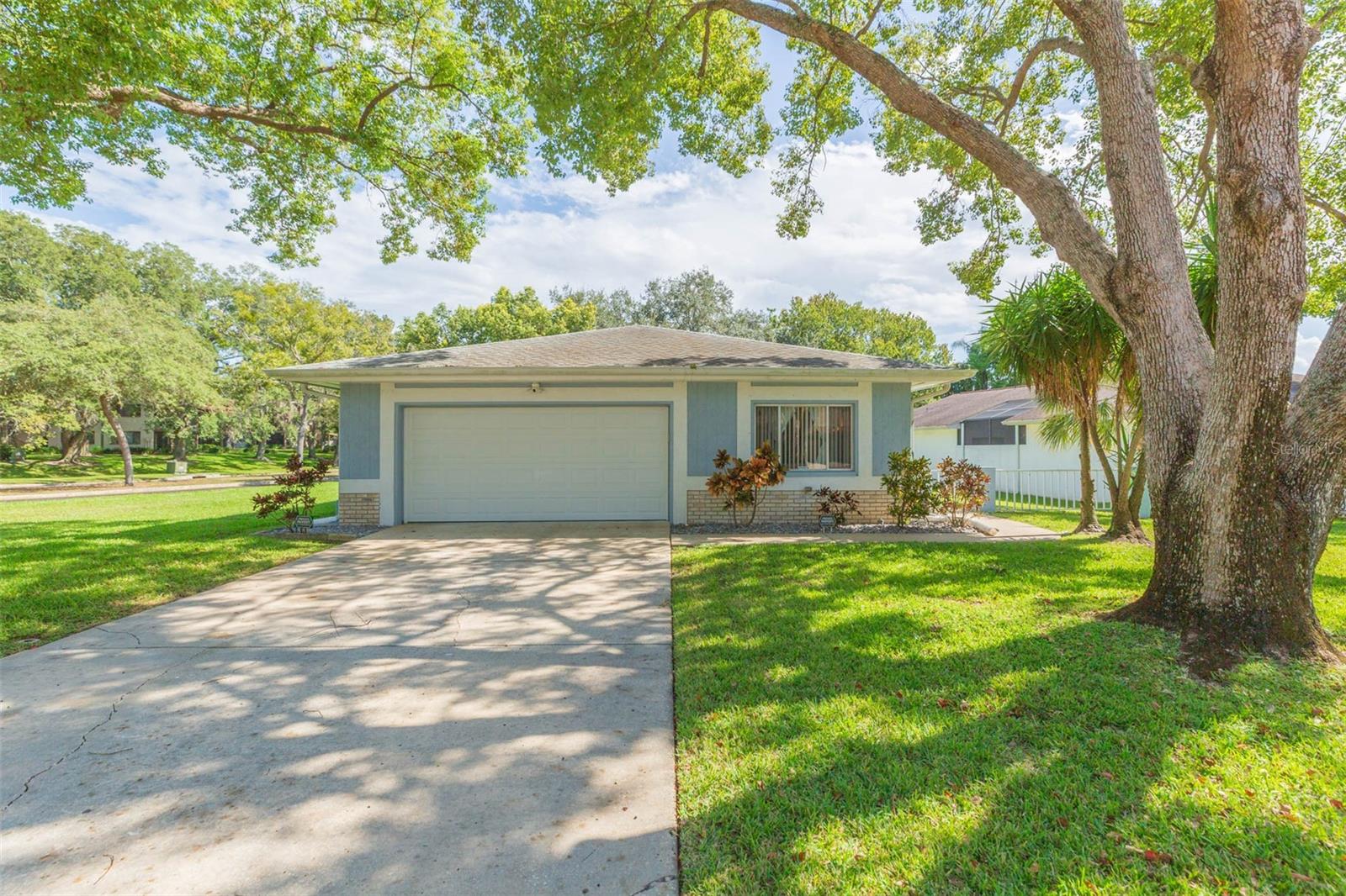 13016 CLUB DR, HUDSON, FL