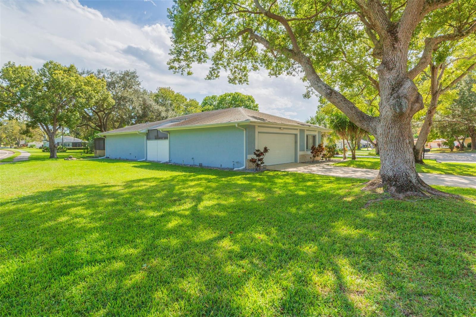 13016 CLUB DR, HUDSON, FL — photo 2