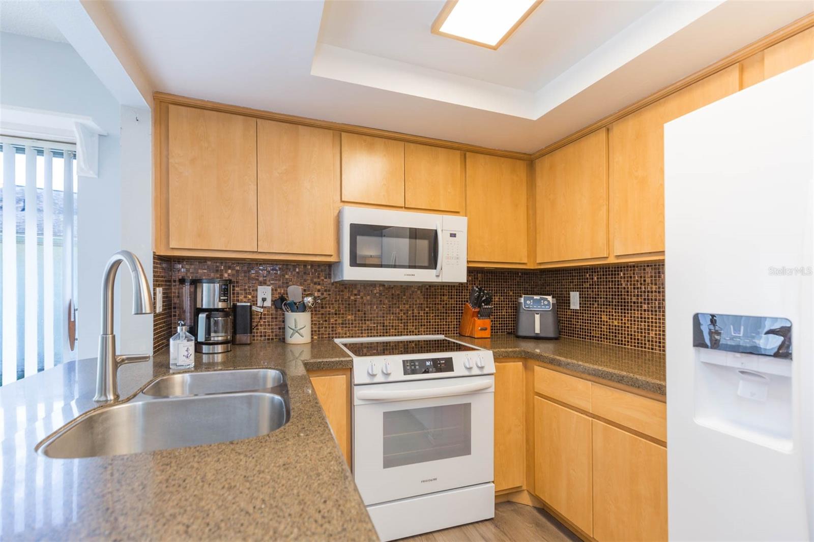 13016 CLUB DR, HUDSON, FL — photo 18
