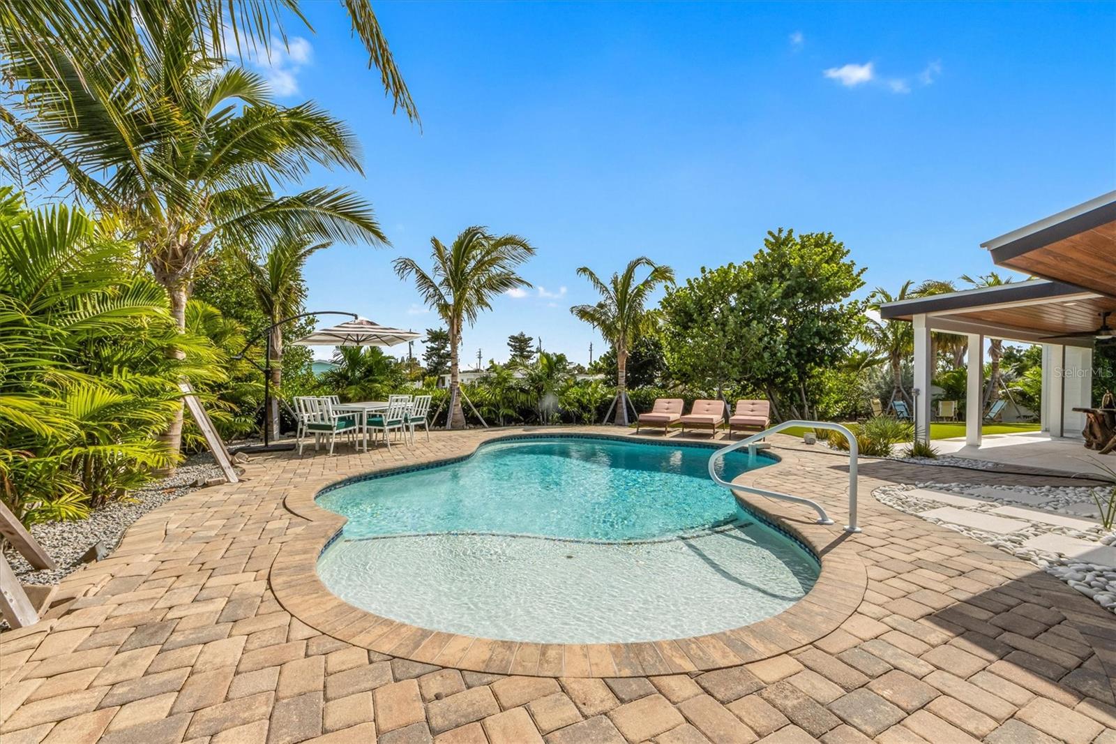 505 65TH ST, HOLMES BEACH, FL — photo 38