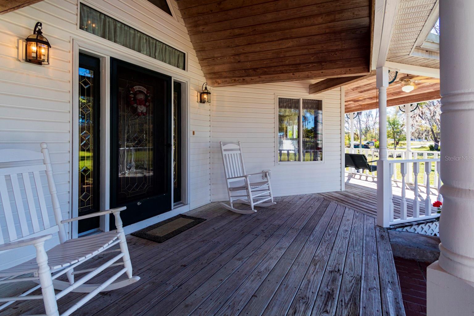 9215 RIDGE RD, NEW PORT RICHEY, FL — photo 2