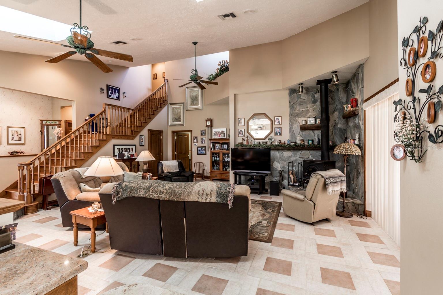 9215 RIDGE RD, NEW PORT RICHEY, FL — photo 36