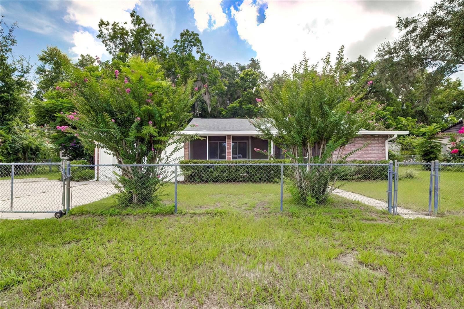 614 POWELL ST, WILDWOOD, FL — photo 3