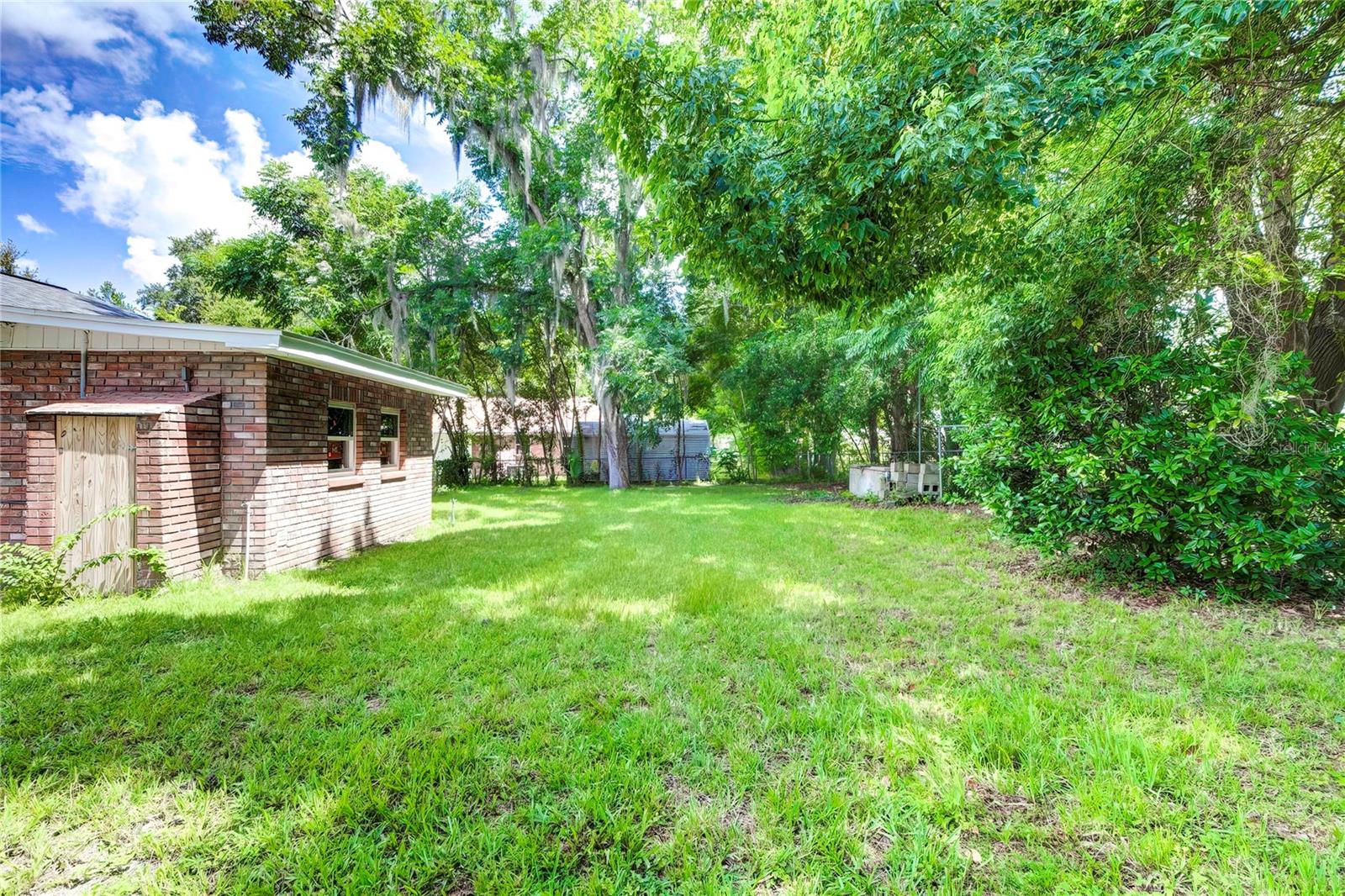 614 POWELL ST, WILDWOOD, FL — photo 10