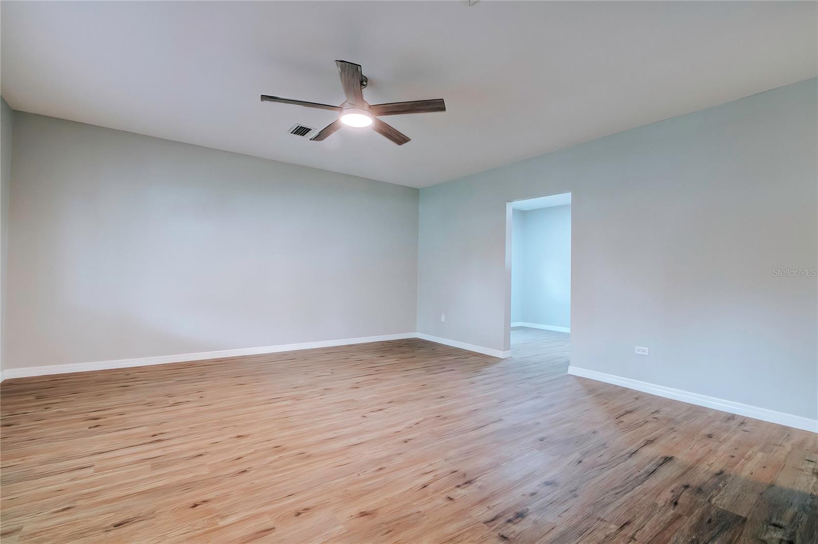 614 POWELL ST, WILDWOOD, FL — photo 12