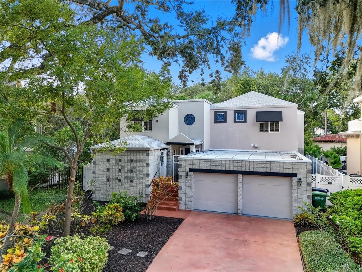 2713 CHAMBRAY LN, TAMPA, FL — photo 2