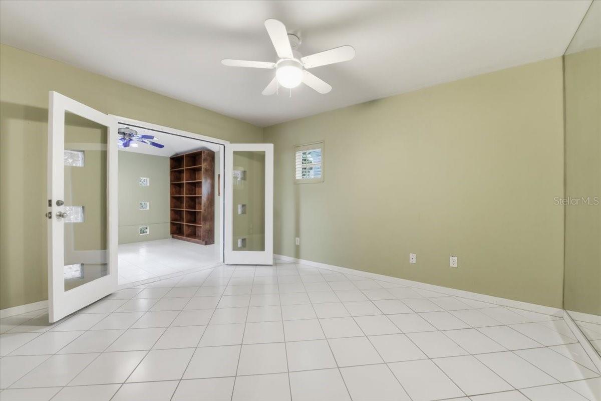 2713 CHAMBRAY LN, TAMPA, FL — photo 30