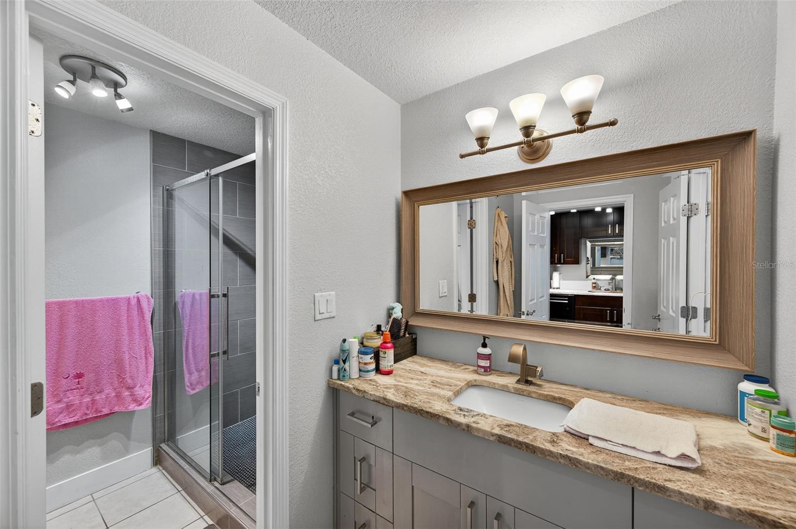 4924 BEACH DR SE #F, ST PETERSBURG, FL — photo 18