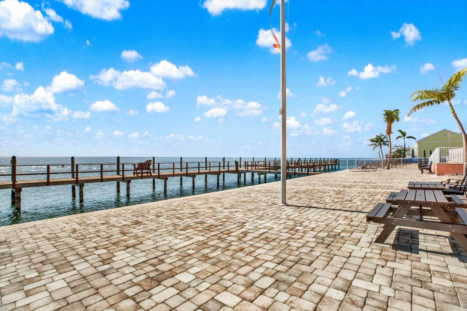 4924 BEACH DR SE #F, ST PETERSBURG, FL — photo 35