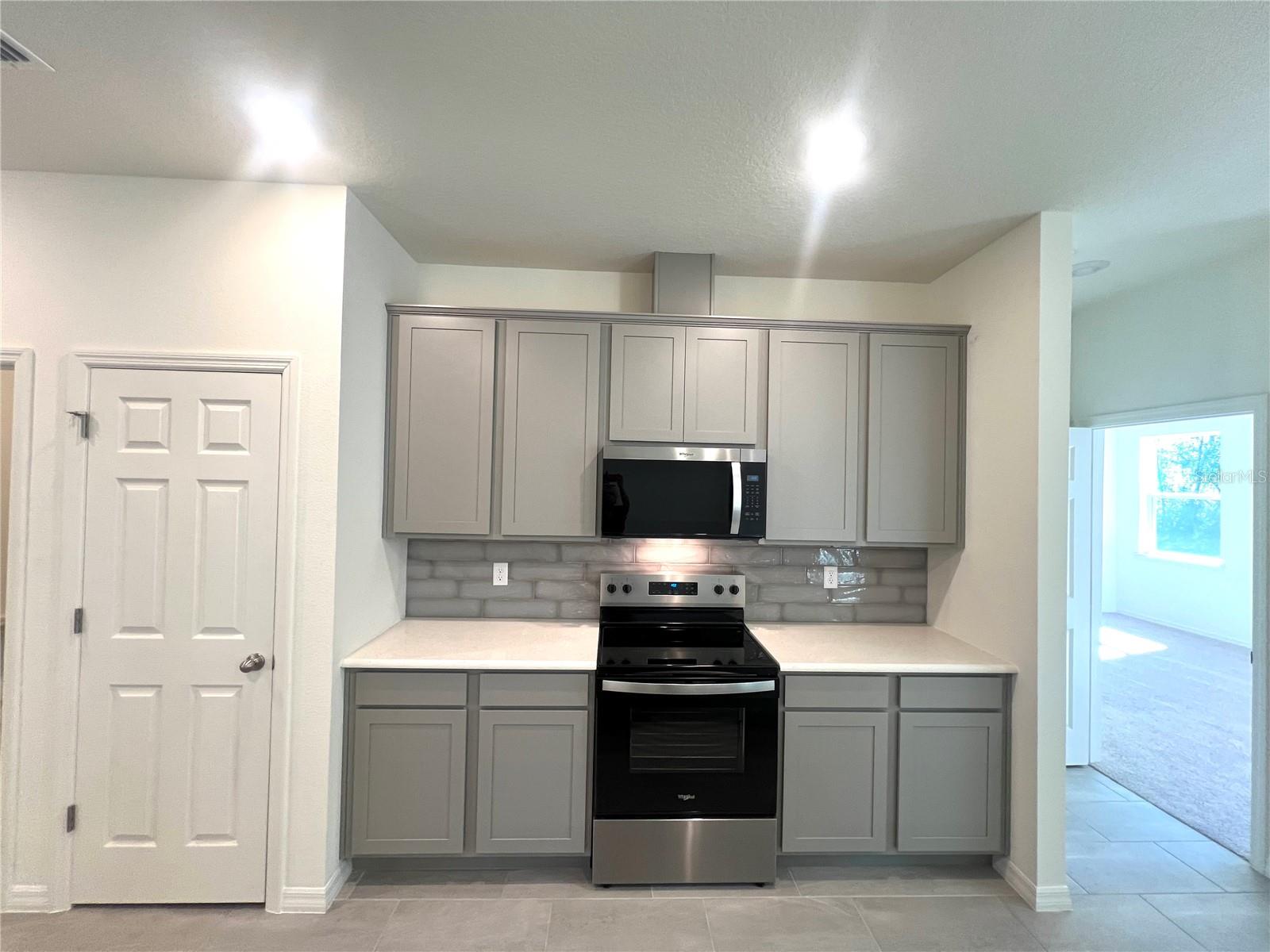 4 LYNBROOK DR, PALM COAST, FL — photo 4