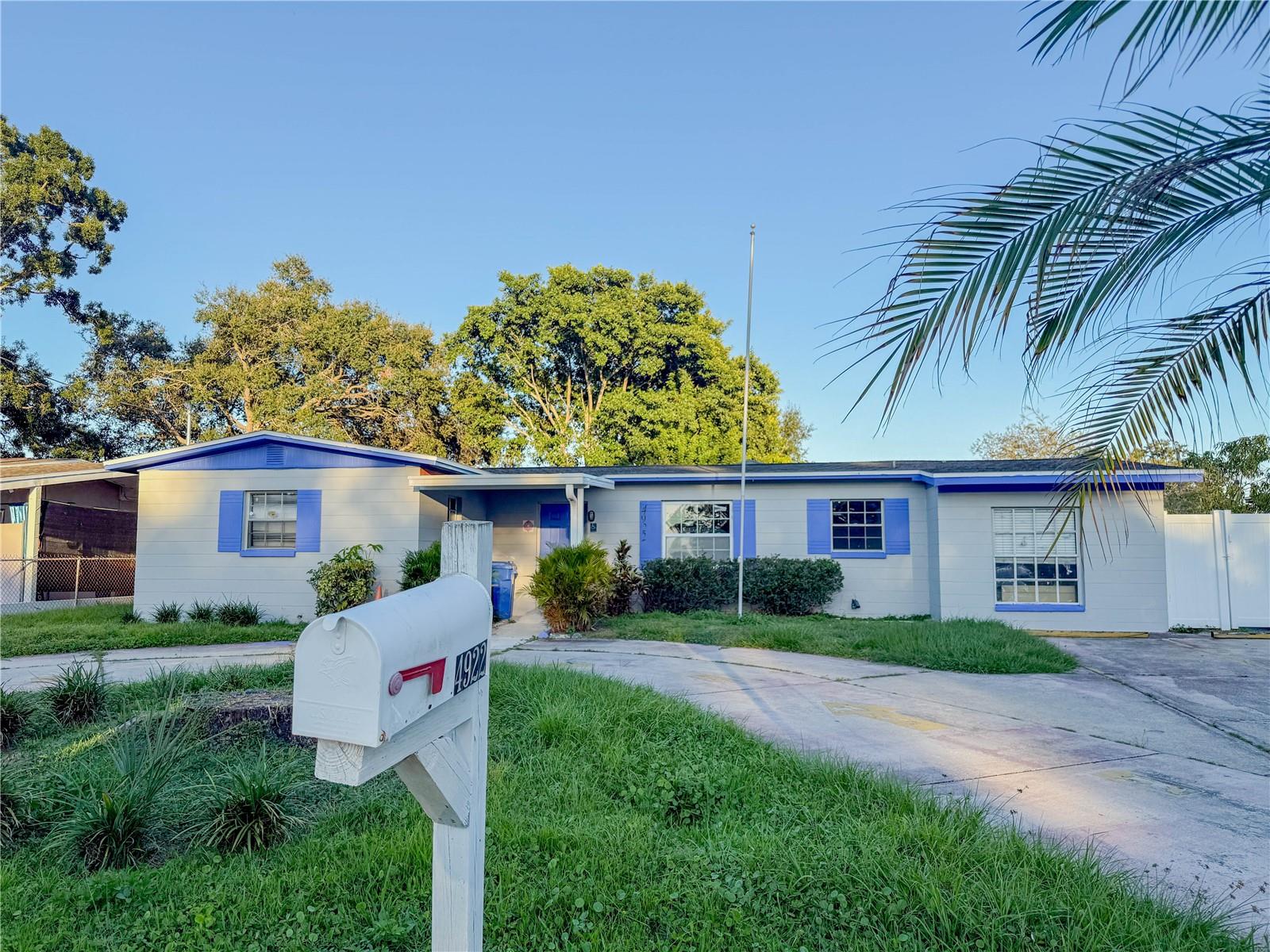 4922 S 84TH ST, TAMPA, FL