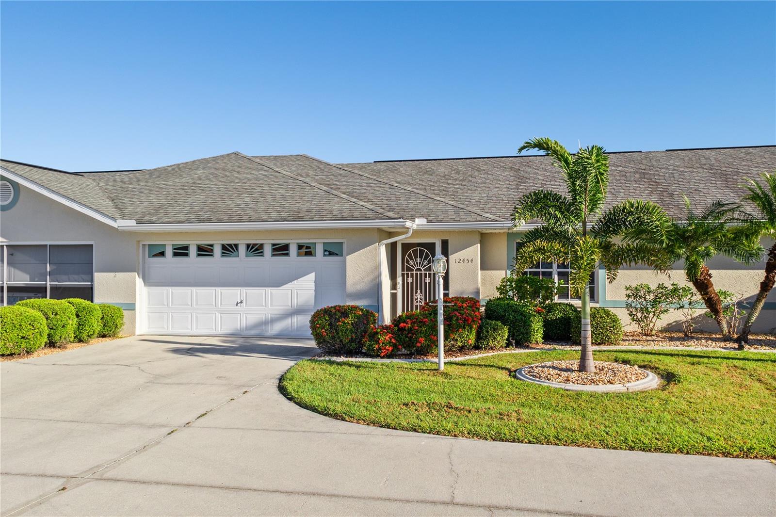 12454 SW KINGSWAY CIR #202, LAKE SUZY, FL