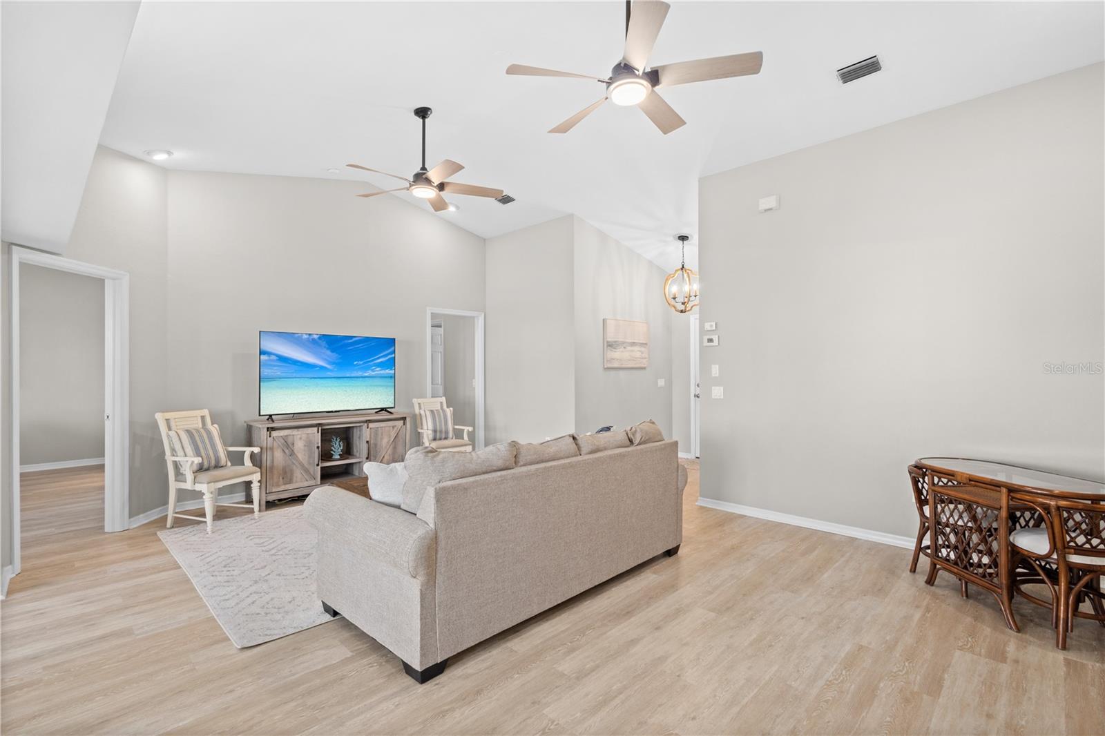 12454 SW KINGSWAY CIR #202, LAKE SUZY, FL — photo 7
