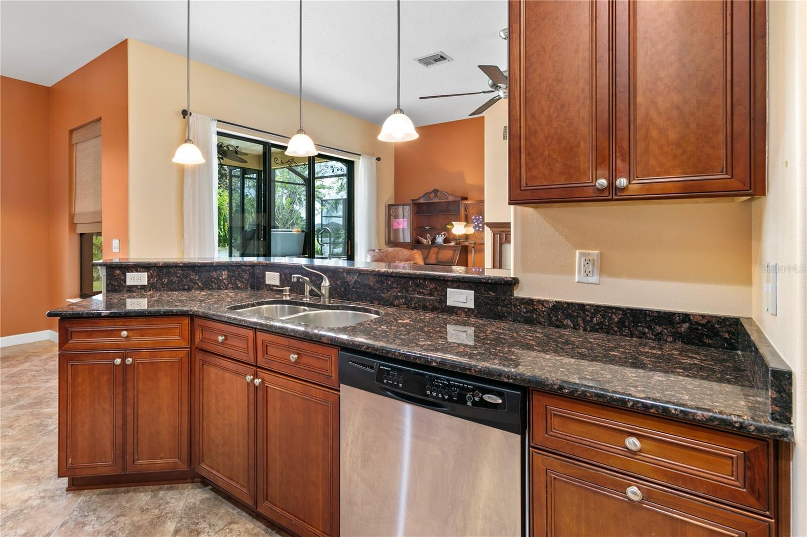 8860 BRIDGEPORT BAY CIR, MOUNT DORA, FL — photo 26