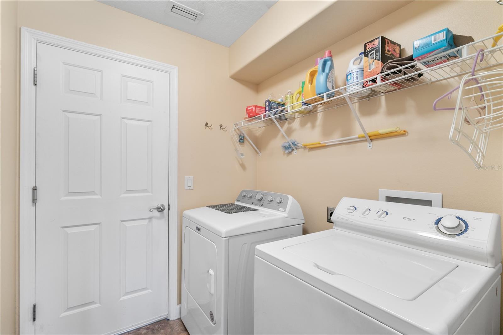 8860 BRIDGEPORT BAY CIR, MOUNT DORA, FL — photo 65