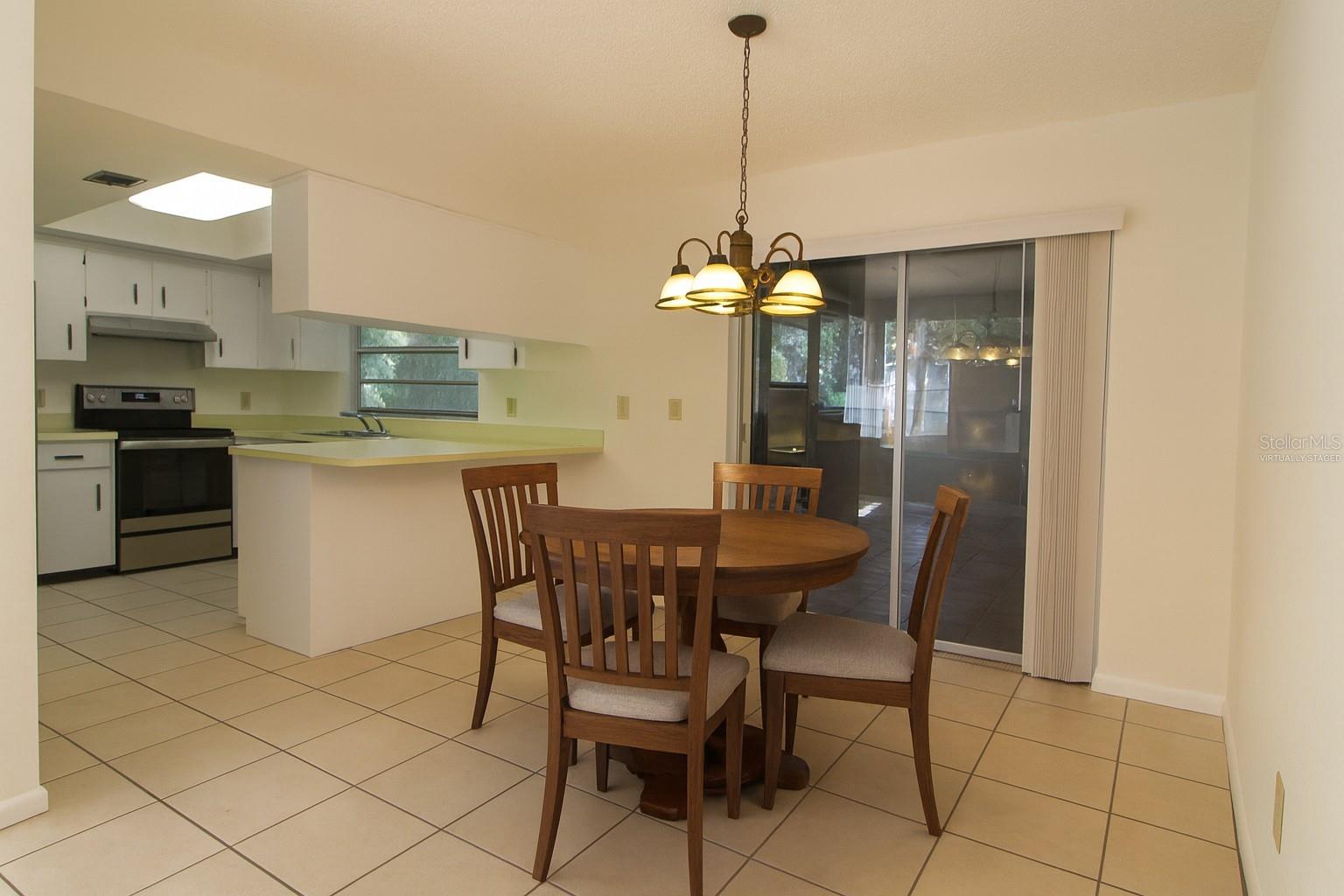 932 N FAIRBAIRN DR, DELTONA, FL — photo 5