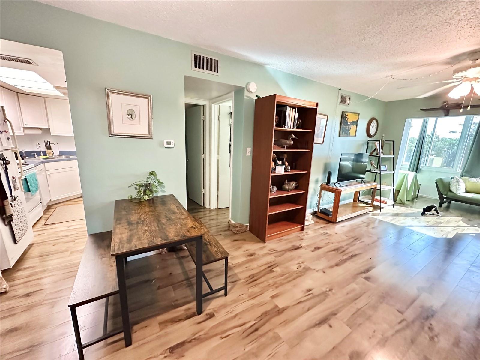 100 WAVERLY WAY #302, CLEARWATER, FL — photo 14