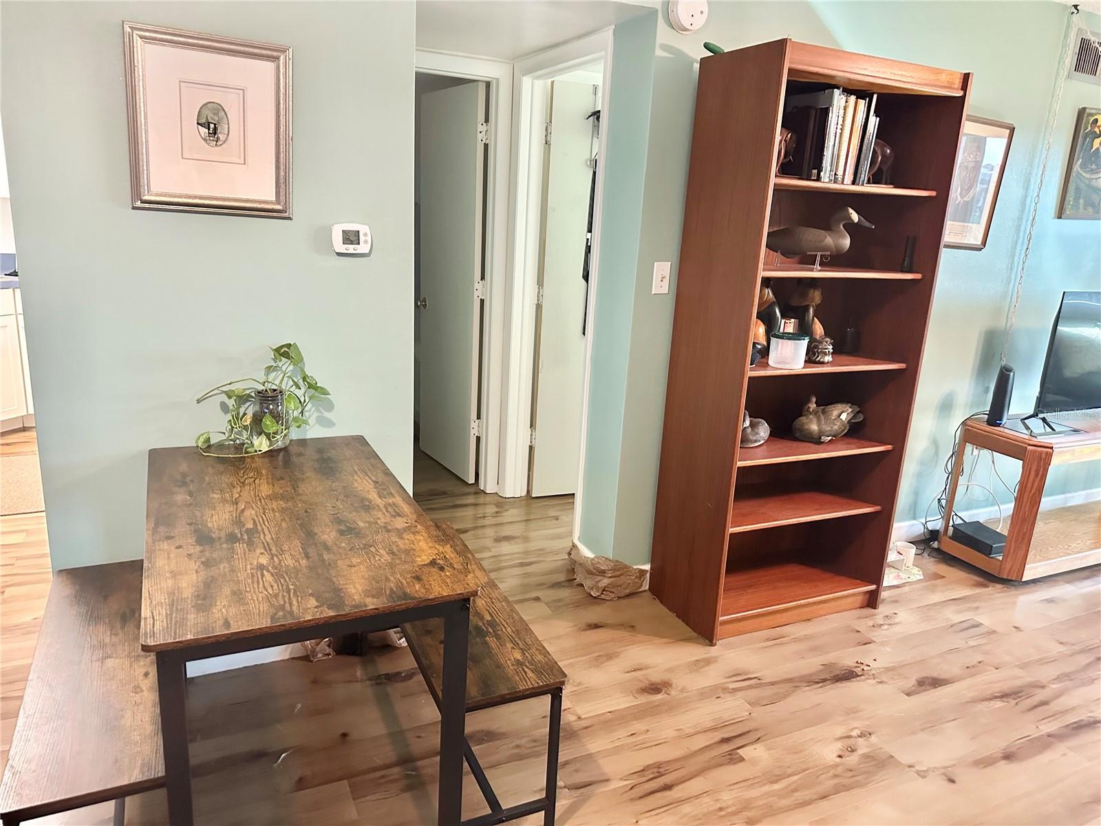 100 WAVERLY WAY #302, CLEARWATER, FL — photo 16