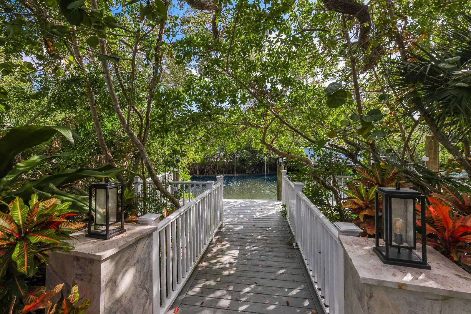 1253 N BASIN LN, SARASOTA, FL — photo 57