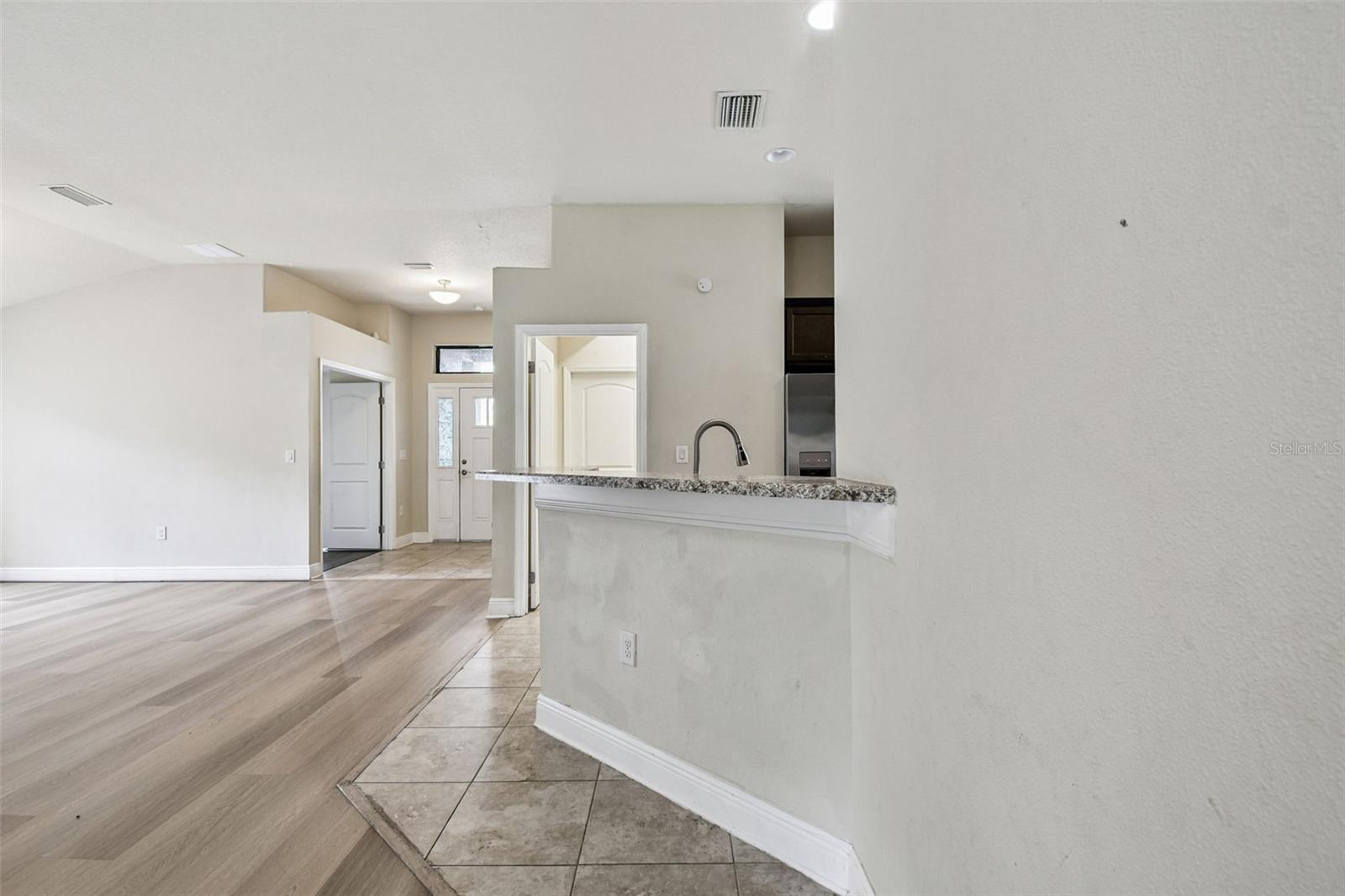 8910 52ND AVE E, PALMETTO, FL — photo 17