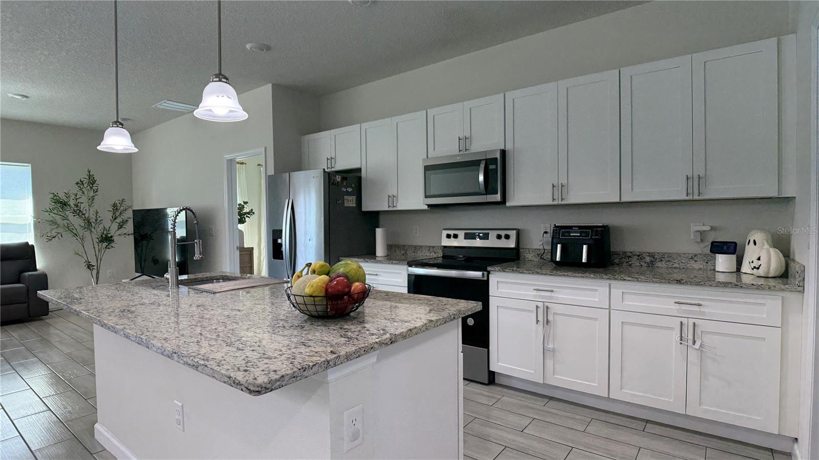 2129 HIBISCUS PL, POINCIANA, FL — photo 3