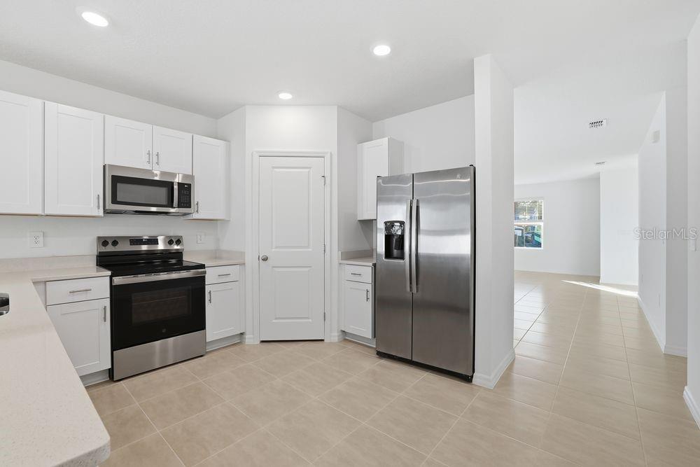 13502 TROPICAL BREEZE WAY, HUDSON, FL — photo 4